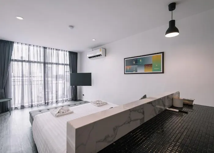 Kowtha Rivertel 3*