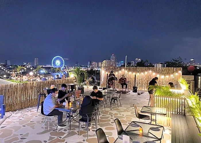 Hotel Kowtha Rivertel