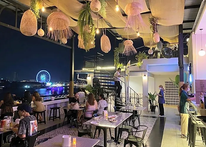 Kowtha Rivertel Hotel