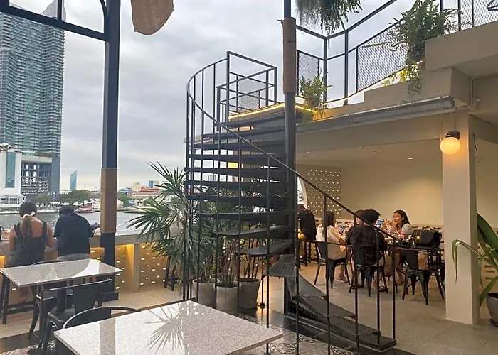 Kowtha Rivertel Hotel