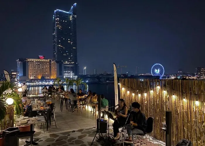 Kowtha Rivertel Bangkok