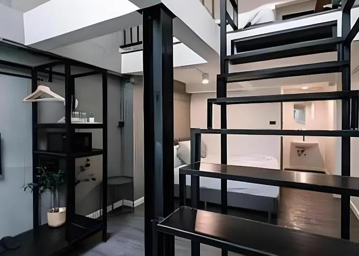 Hotel Kowtha Rivertel 3*
